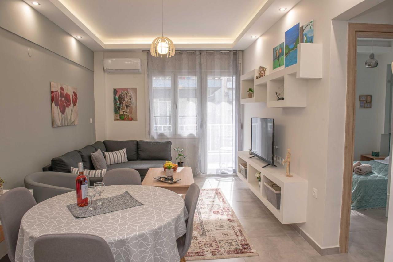 Aitolou Apartment Near The Sea Thessaloniki Exterior photo